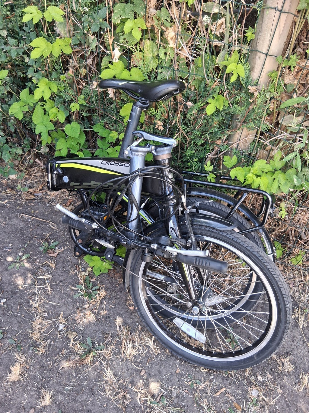 Carrera Crosscity E Folding Bike