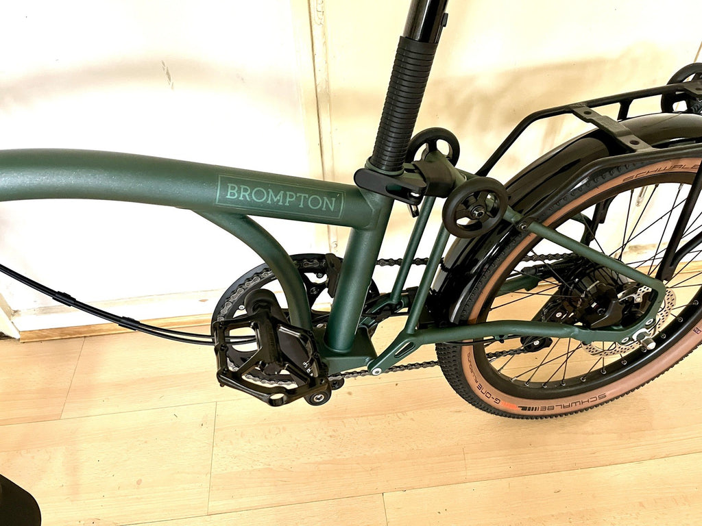 Brompton G Line, 8 speed w Roller Rack - Forest Green - Size Medium 2025