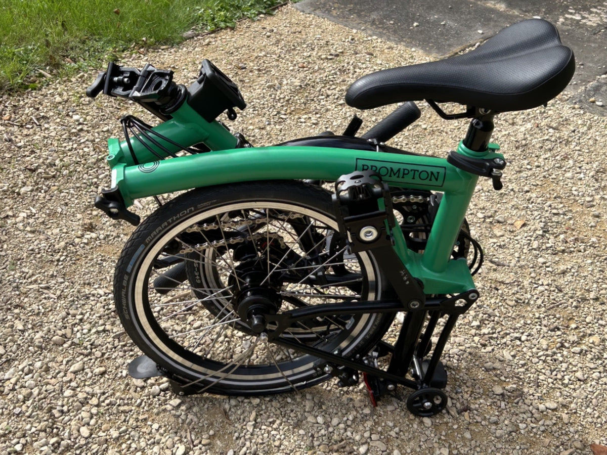 NEW 2026 Brompton C Line 12-Speed Folding Bike Low bar palm green/black