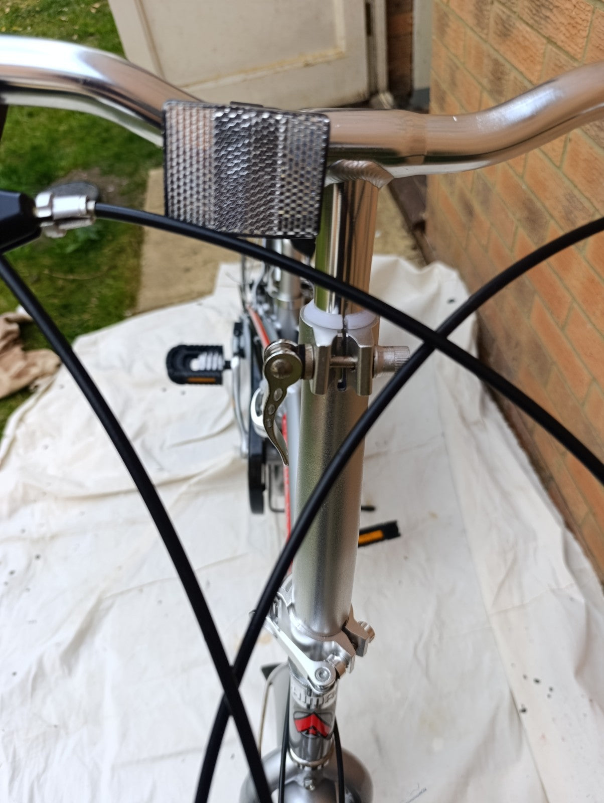 Ammaco Pakka Lite 20 Inch Wheel 6 Speed Alloy Folding Bike Silver