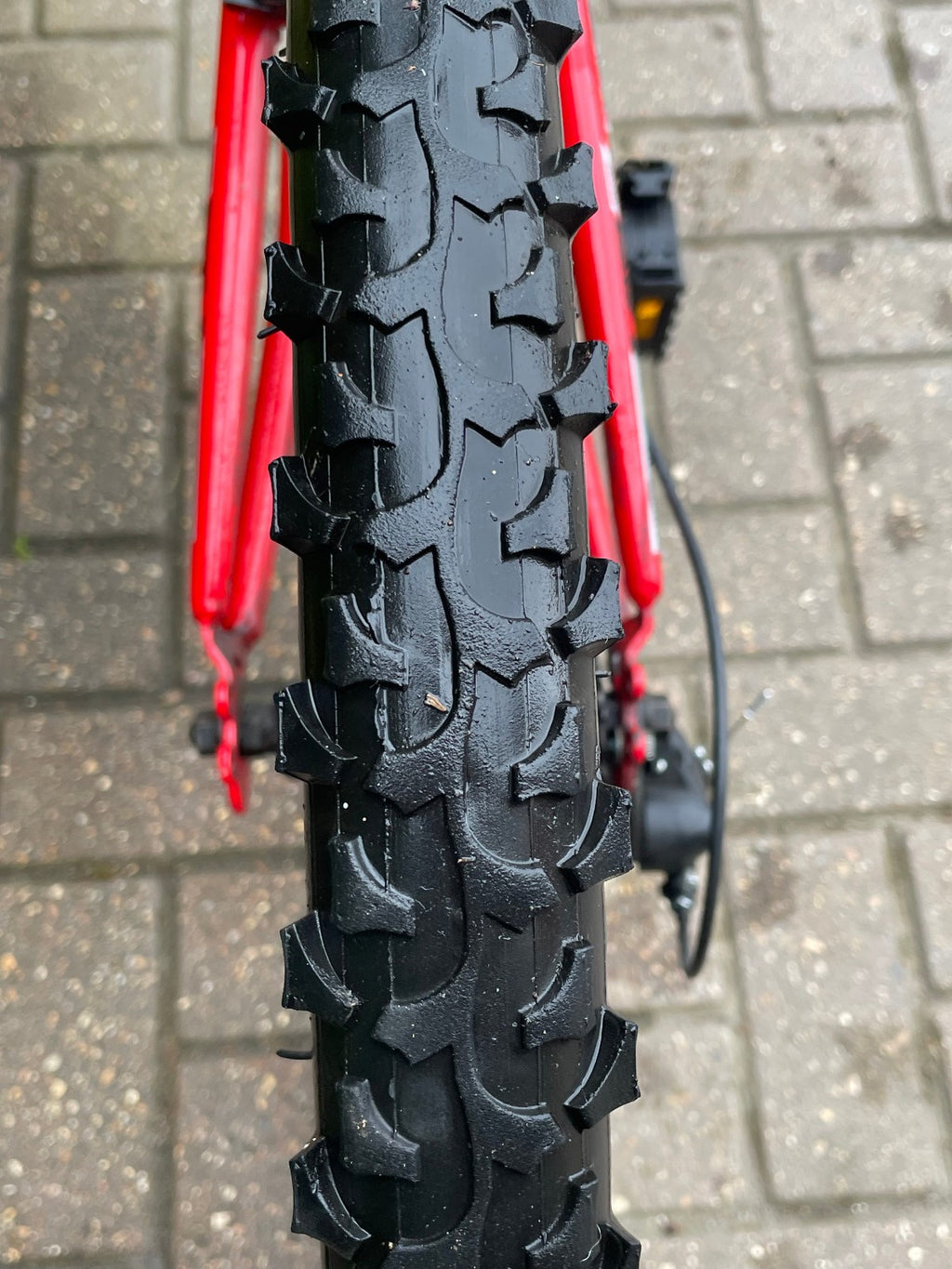 Cross CXF 300 foldable bicycle in red