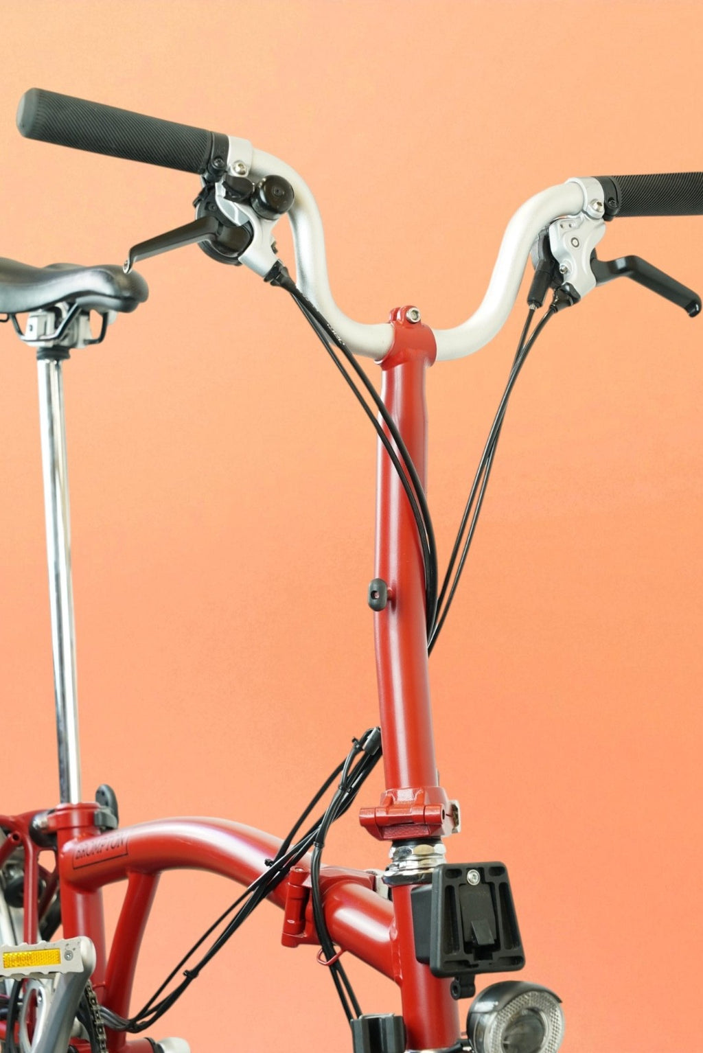 Brompton M6L (C Line Explore) - Dynamo Lights - Red