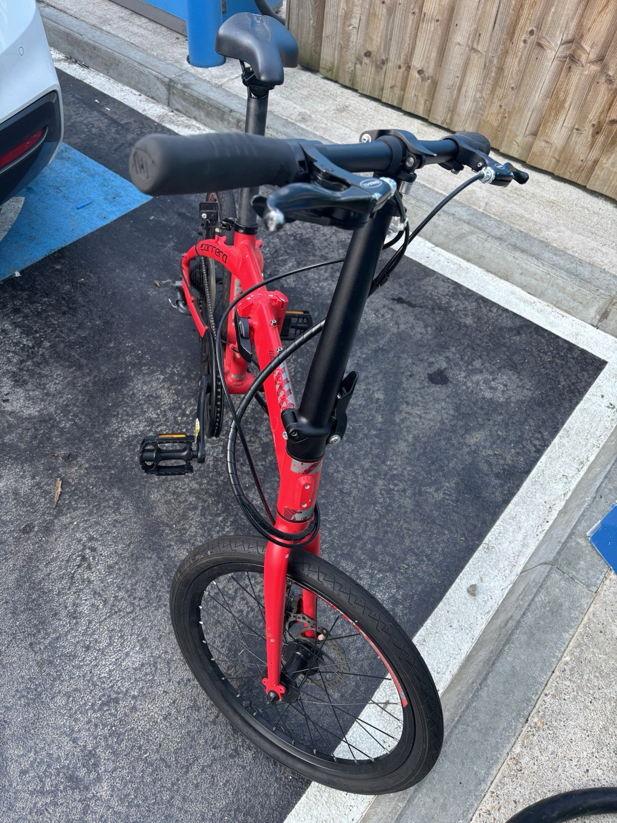 Carrera Intercity 8-Speed Folding Bike with Disc Brake