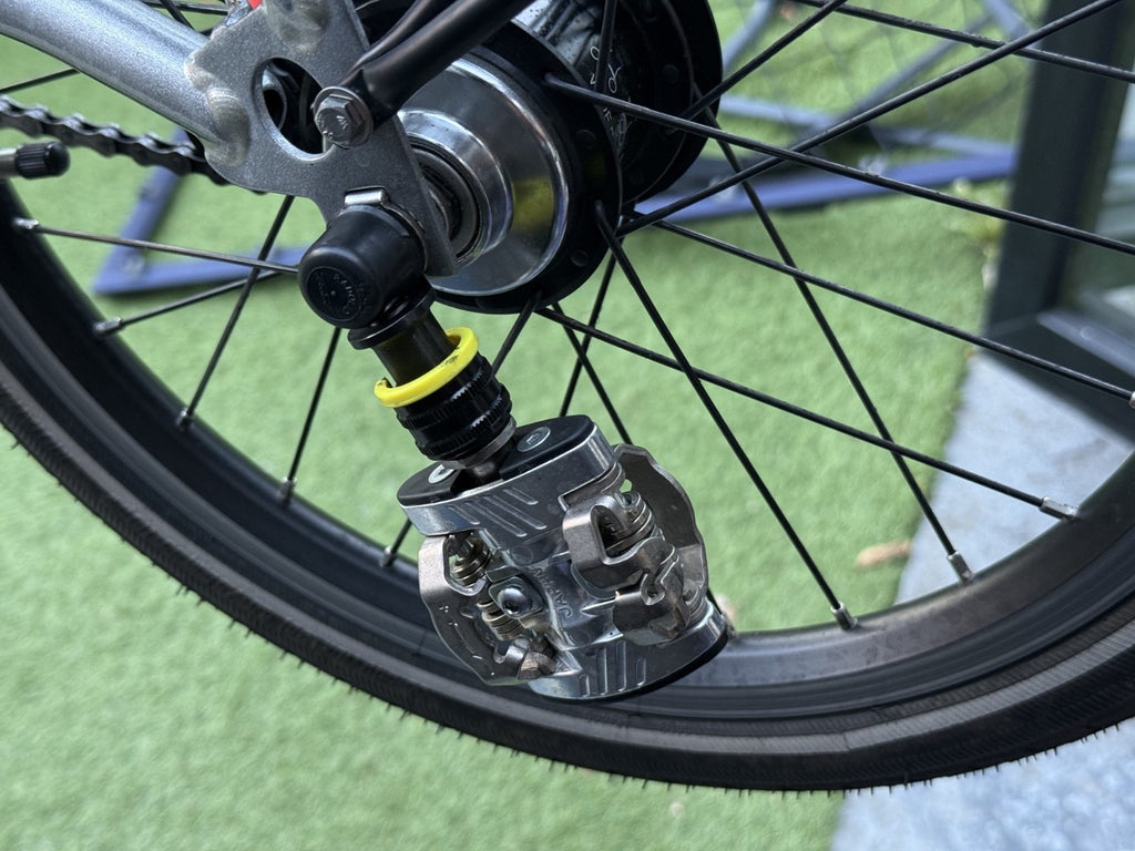 Brompton x Palace Bike 6 speed C Line Low + Rear rack - Unique and Upgraded