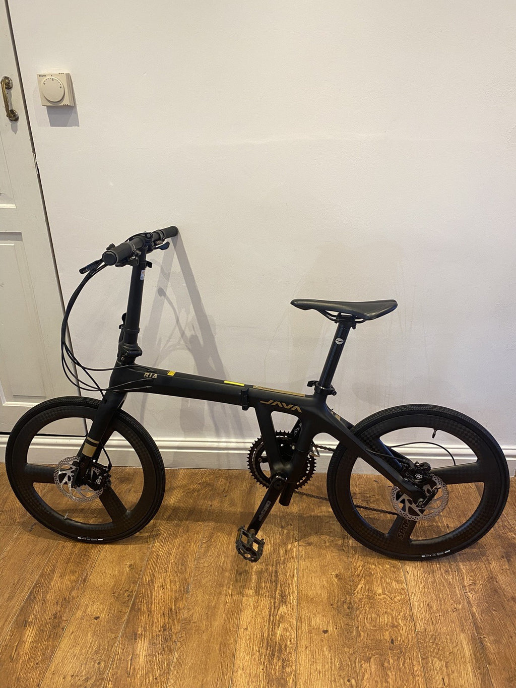Carbon Fibre Unisex Folding Bicycle Java Matt Black Commuter Light Weight Bike