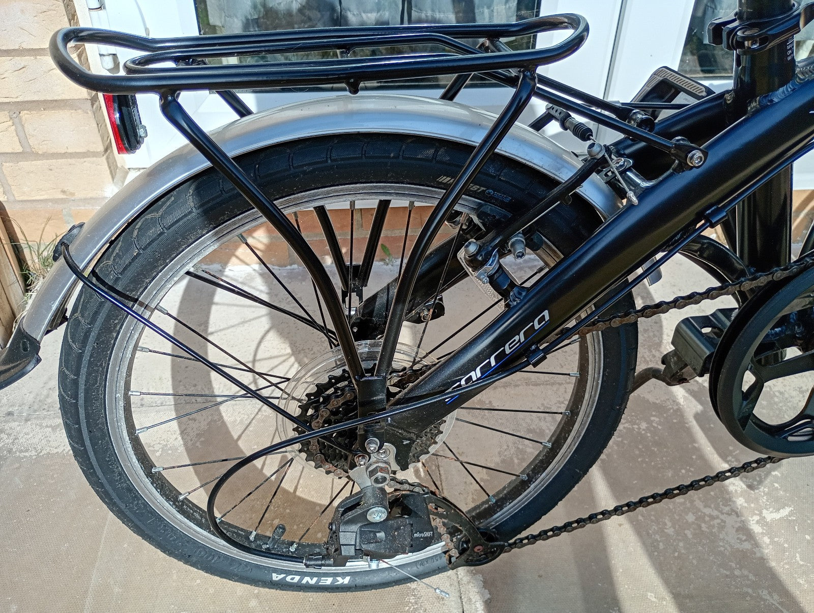 Carrera Intercity 8 Speed Folding Bike 20" Alloy Frame Shimano Disc Brakes