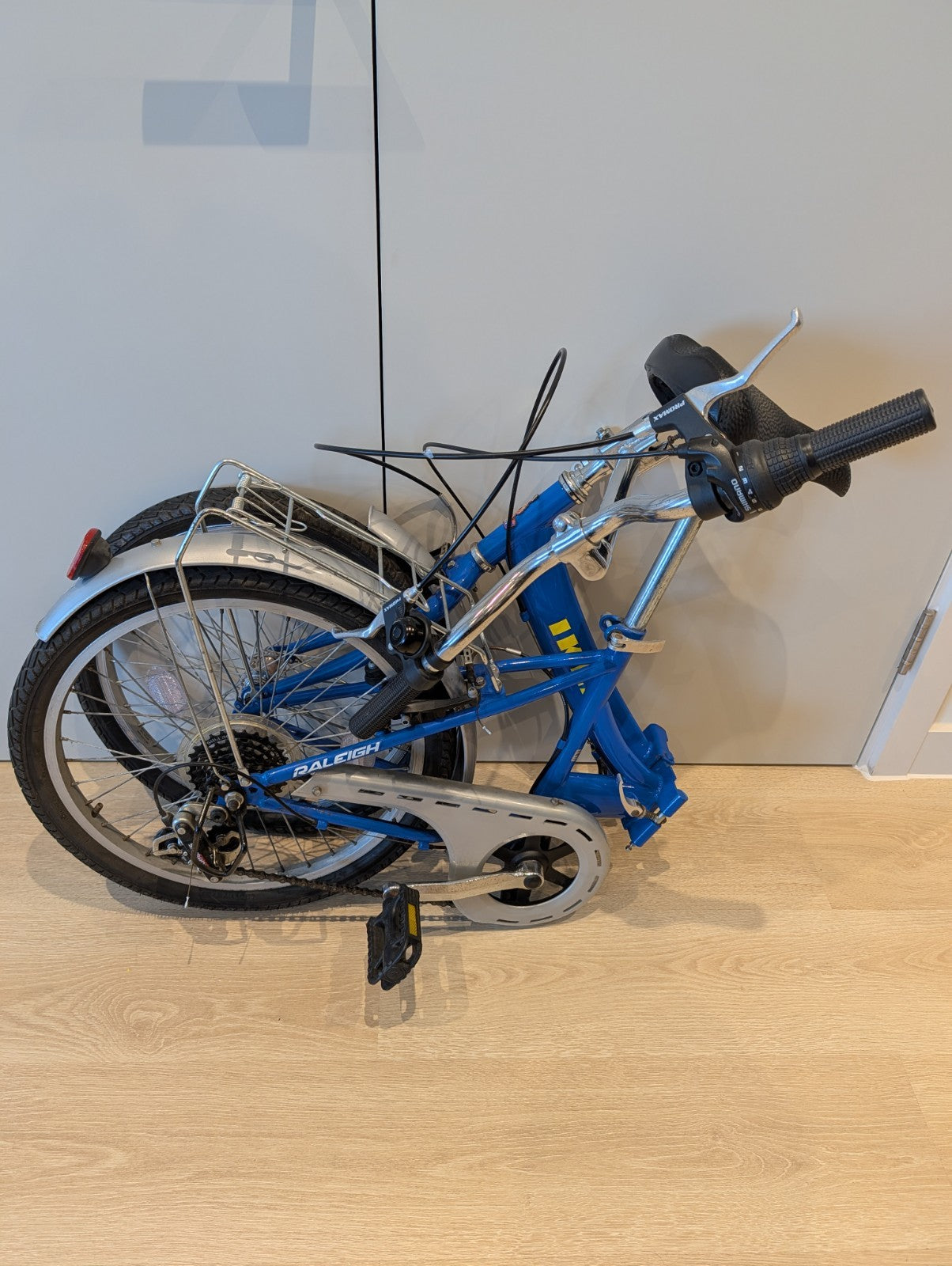 IKEA Raleigh Fold-Up Bike - lock and cable included