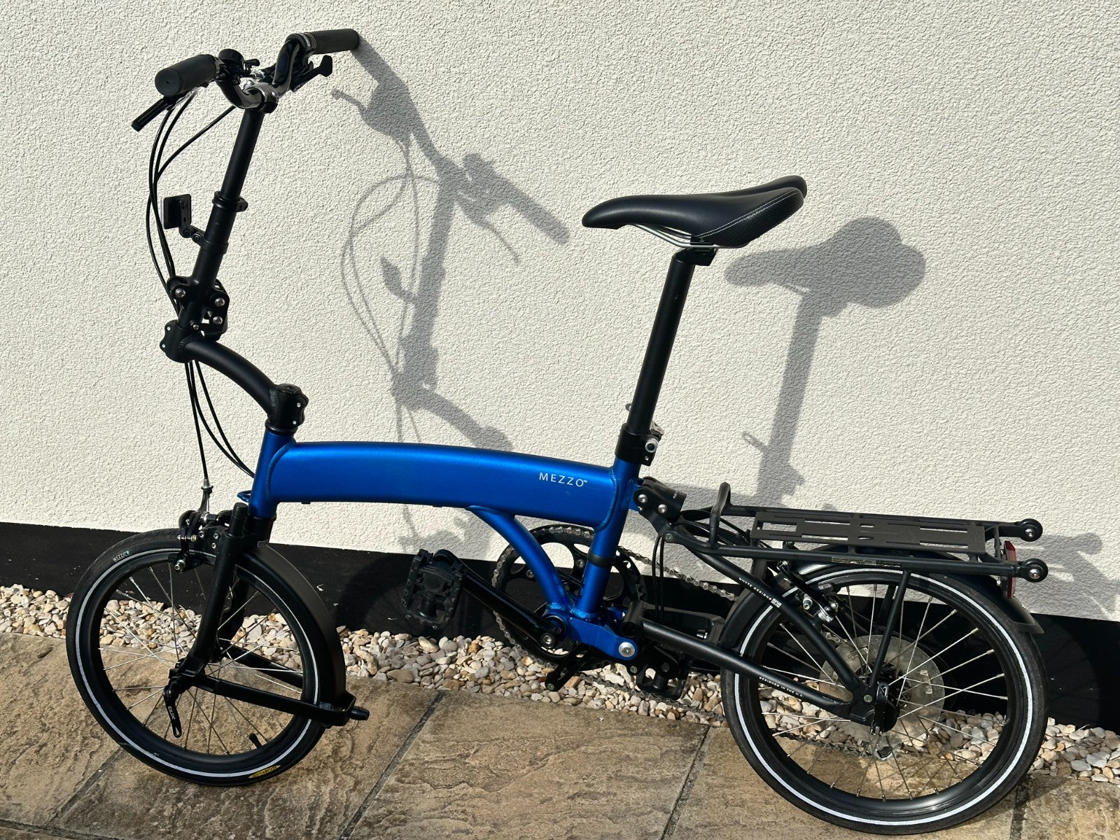 Mezzo Folding Bike D9 very lightly used 9 gears excellent condition