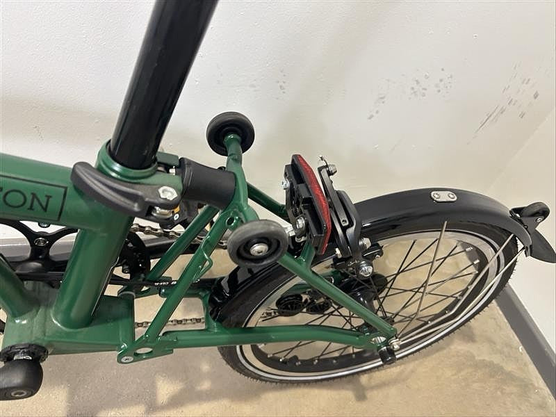 Brompton C Line 2 Speed 2023 Mid Handlebar Folding Bike - Racing Green