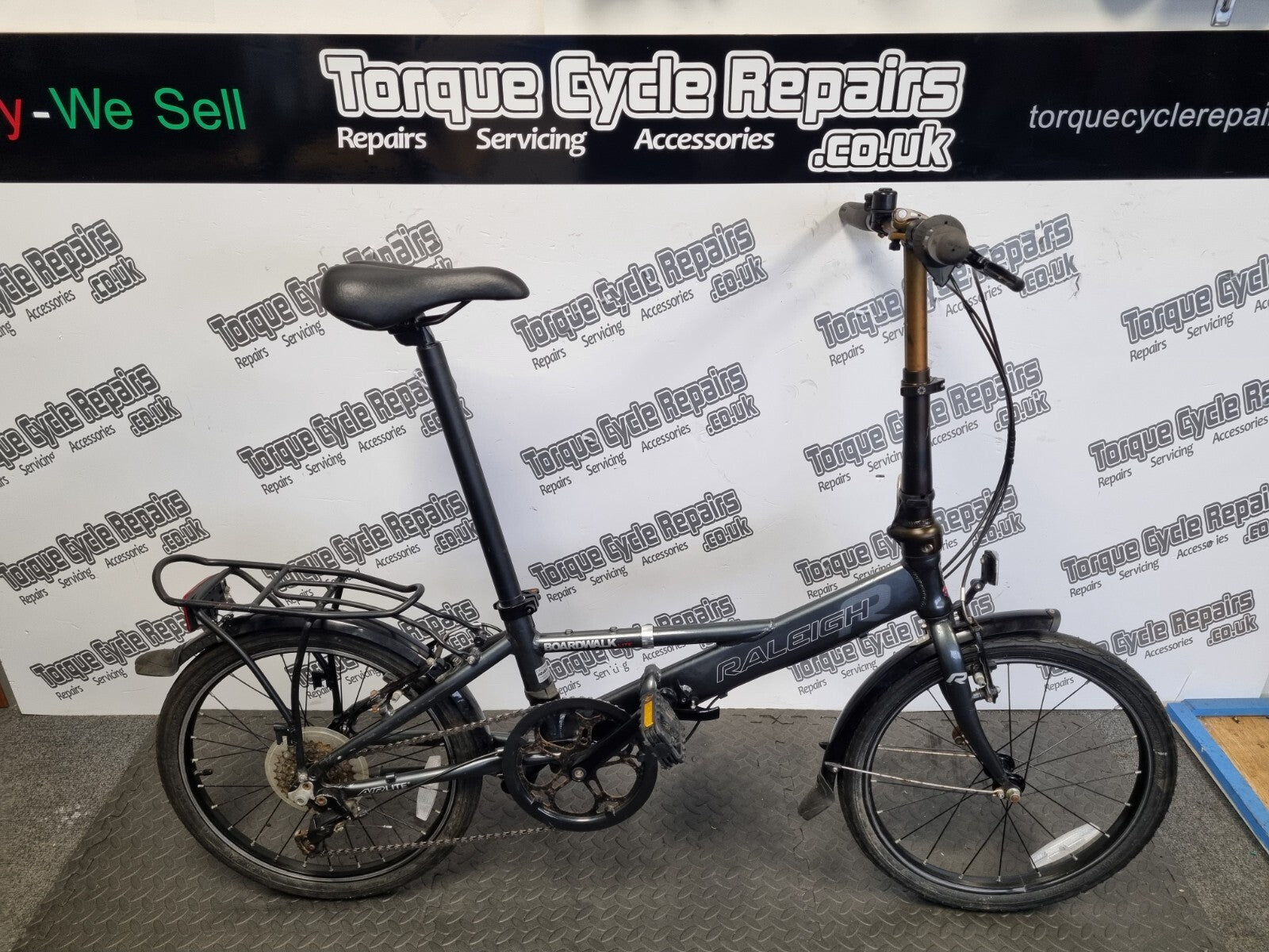 Raleigh Boardwalk Lite 20 Alloy folding bike | Fully Serviced