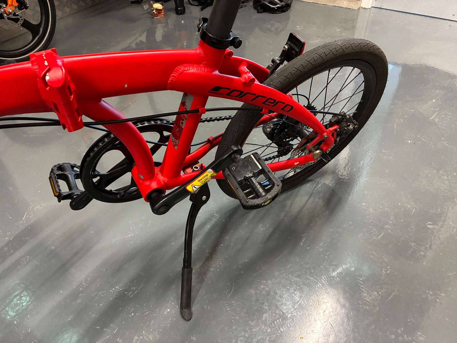 Carrera Intercity 8-Speed Folding Bike with Disc Brakes - Fair Condition