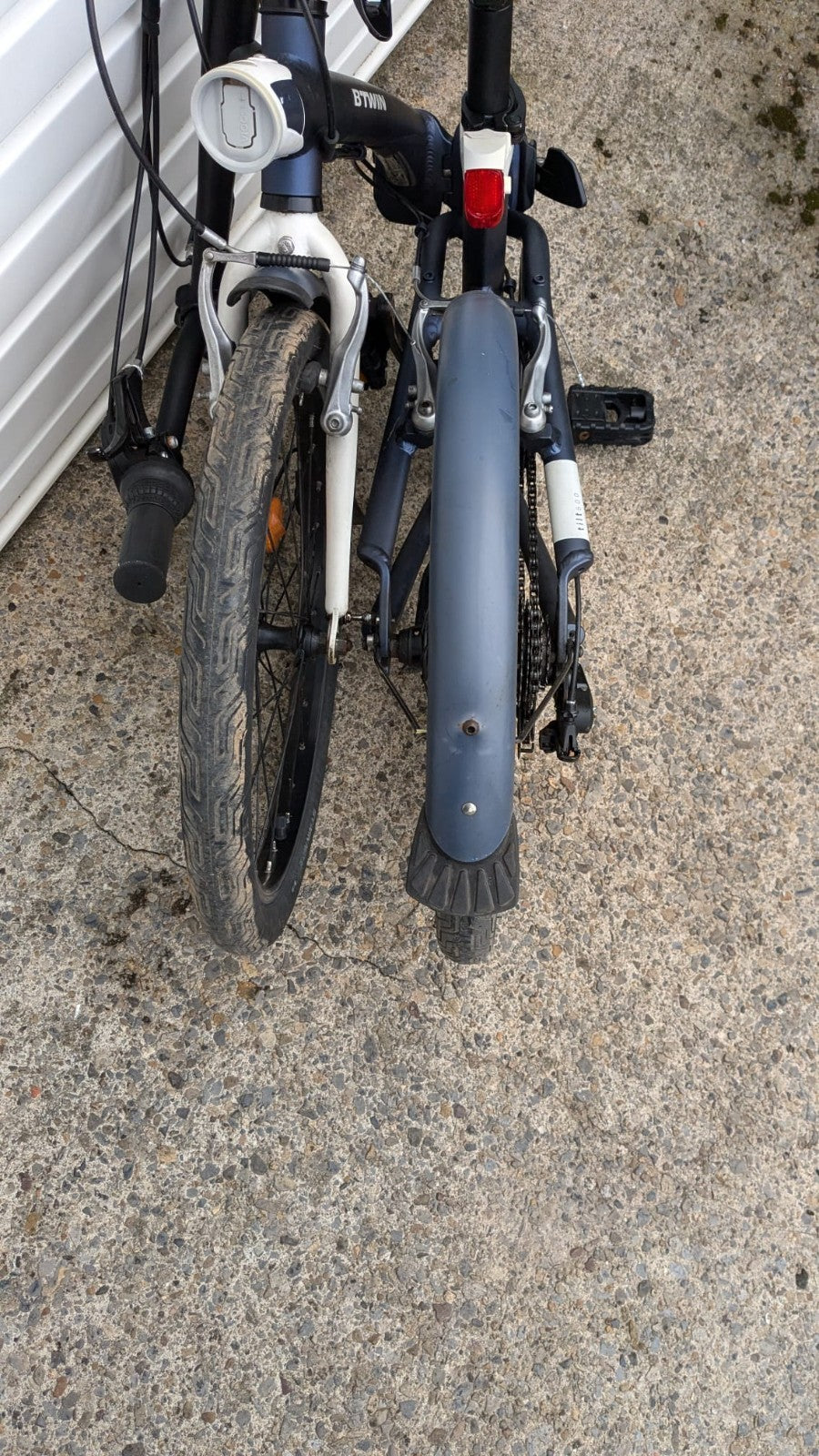 B'Twin Tilt 500 Folding bicycle
