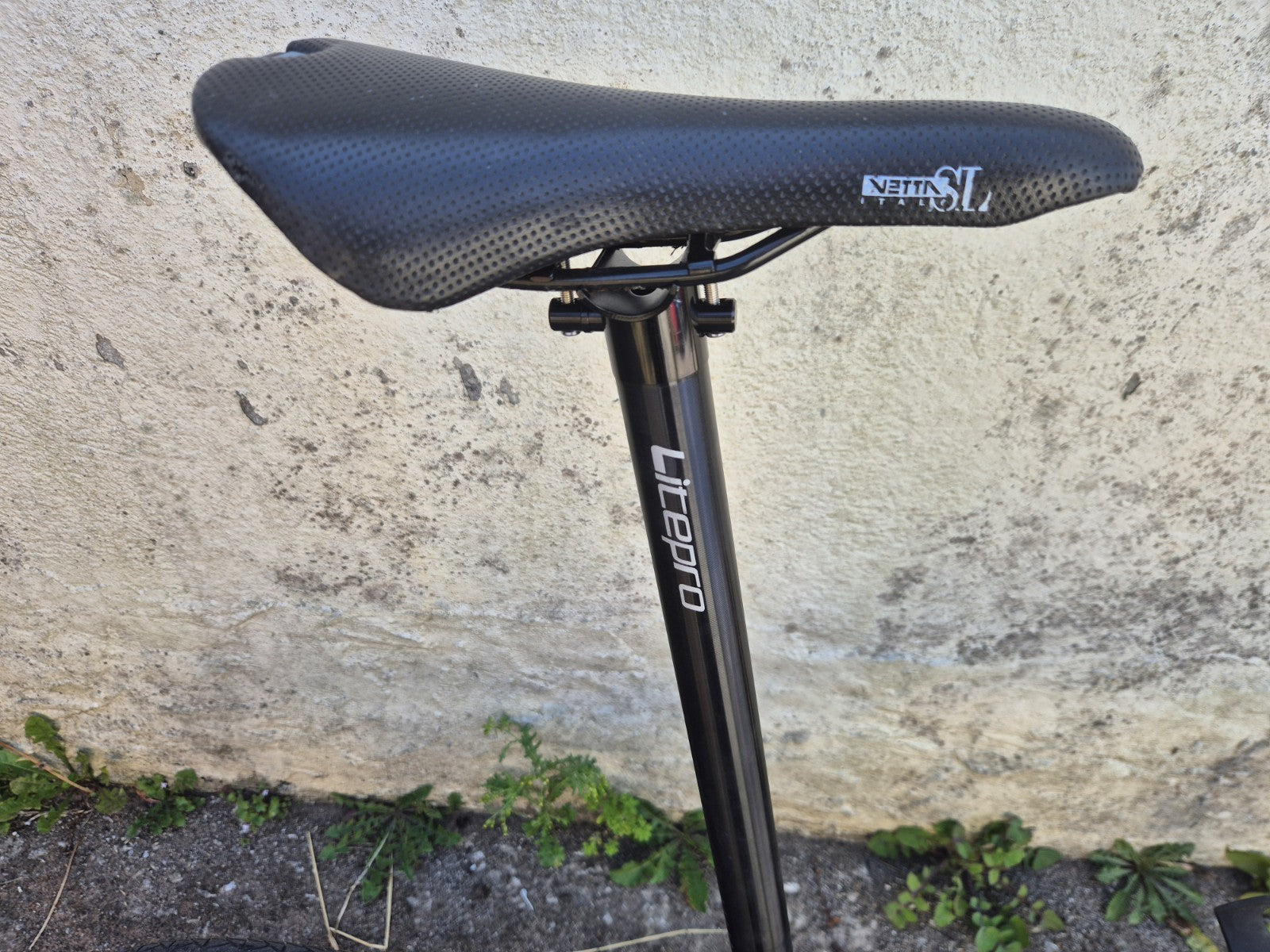 Dahon Mu P8 Custom Build Super Lightweight 9 Speed