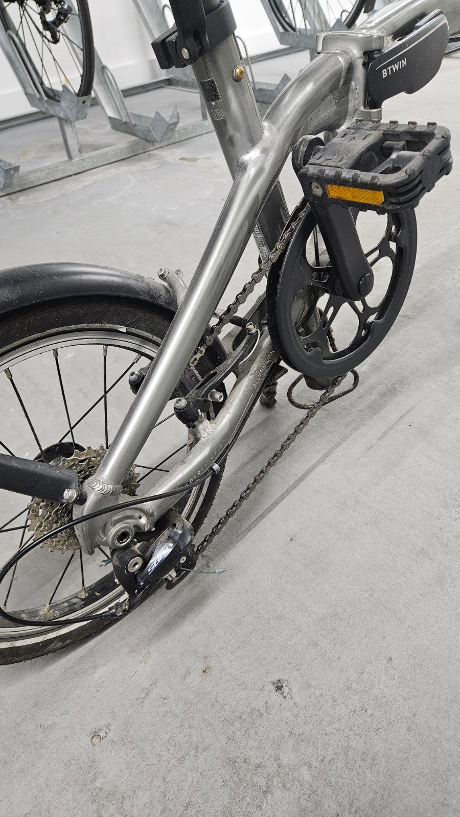 Btwin Ultra-Compact Folding Bike Fold Light 1 Second Aluminium -great condition