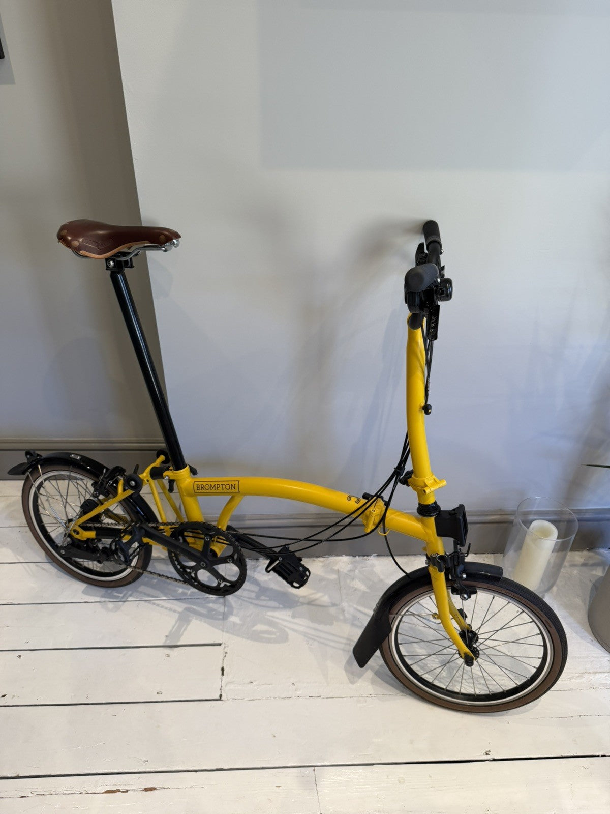 Brompton 2025 C-Line 6-speed High Handlebar - Yellow - Excellent Condition
