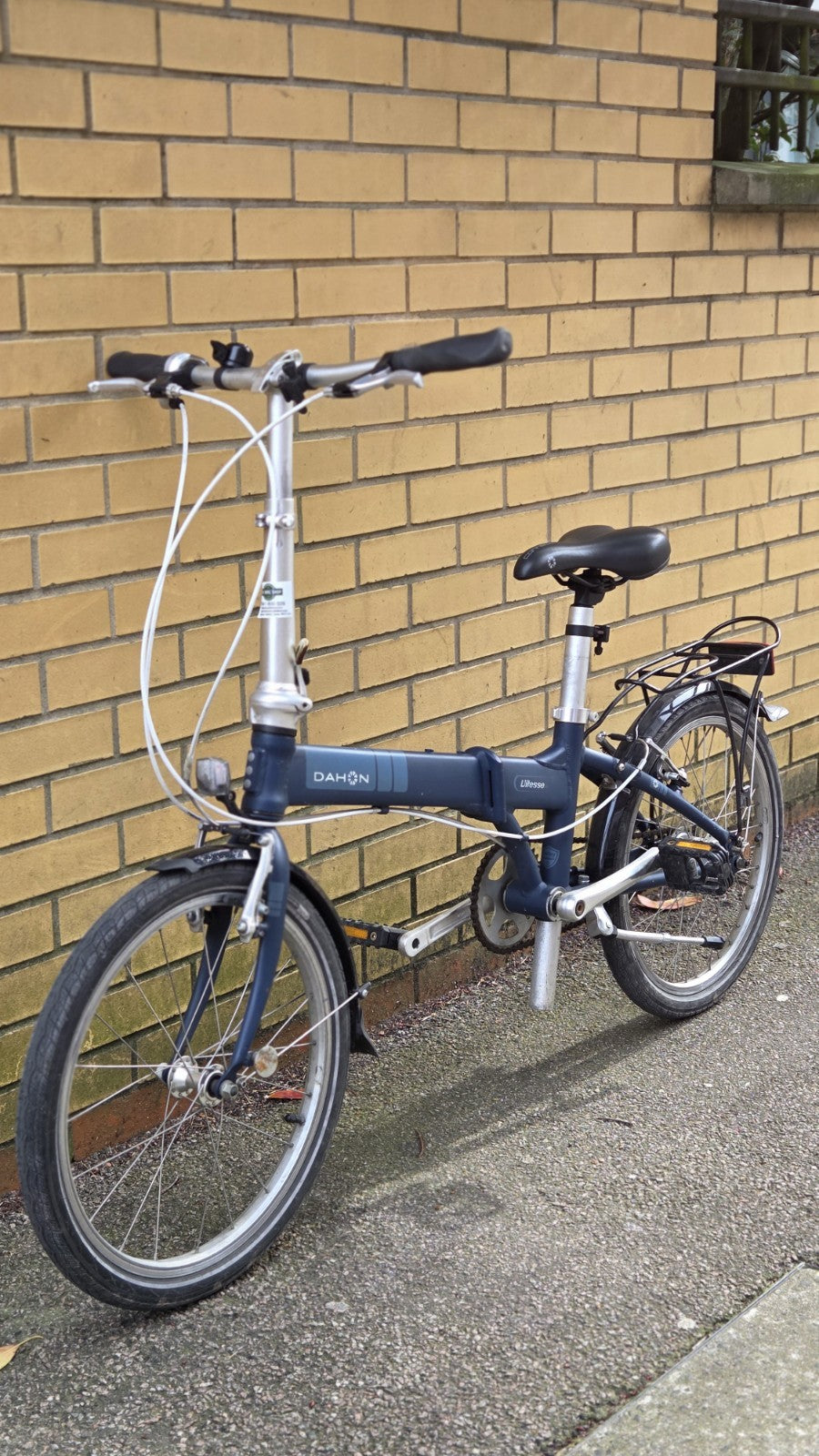 Dahon Vitesse D3 Folding Bike 20" Inch