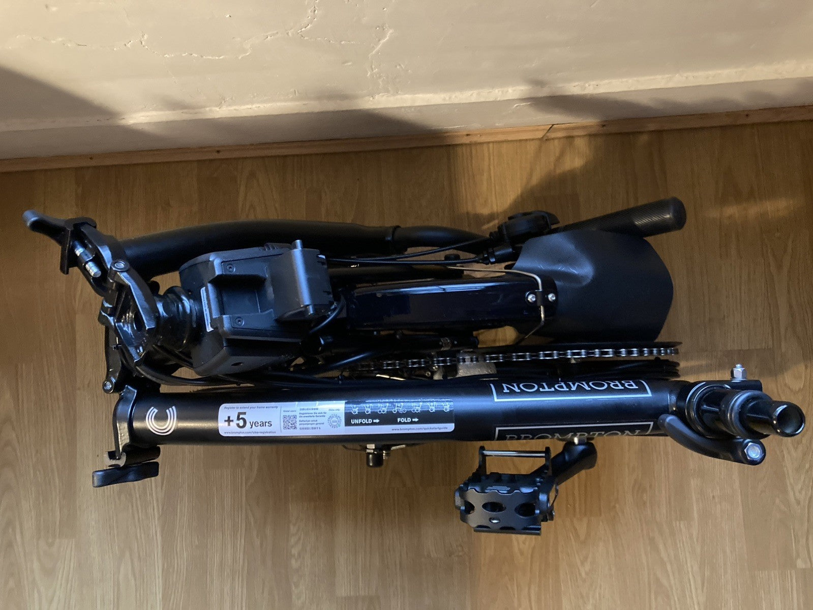 Brompton C-Line Explore Mid 2022 6 Speed Black Folding Bike Elctrc
