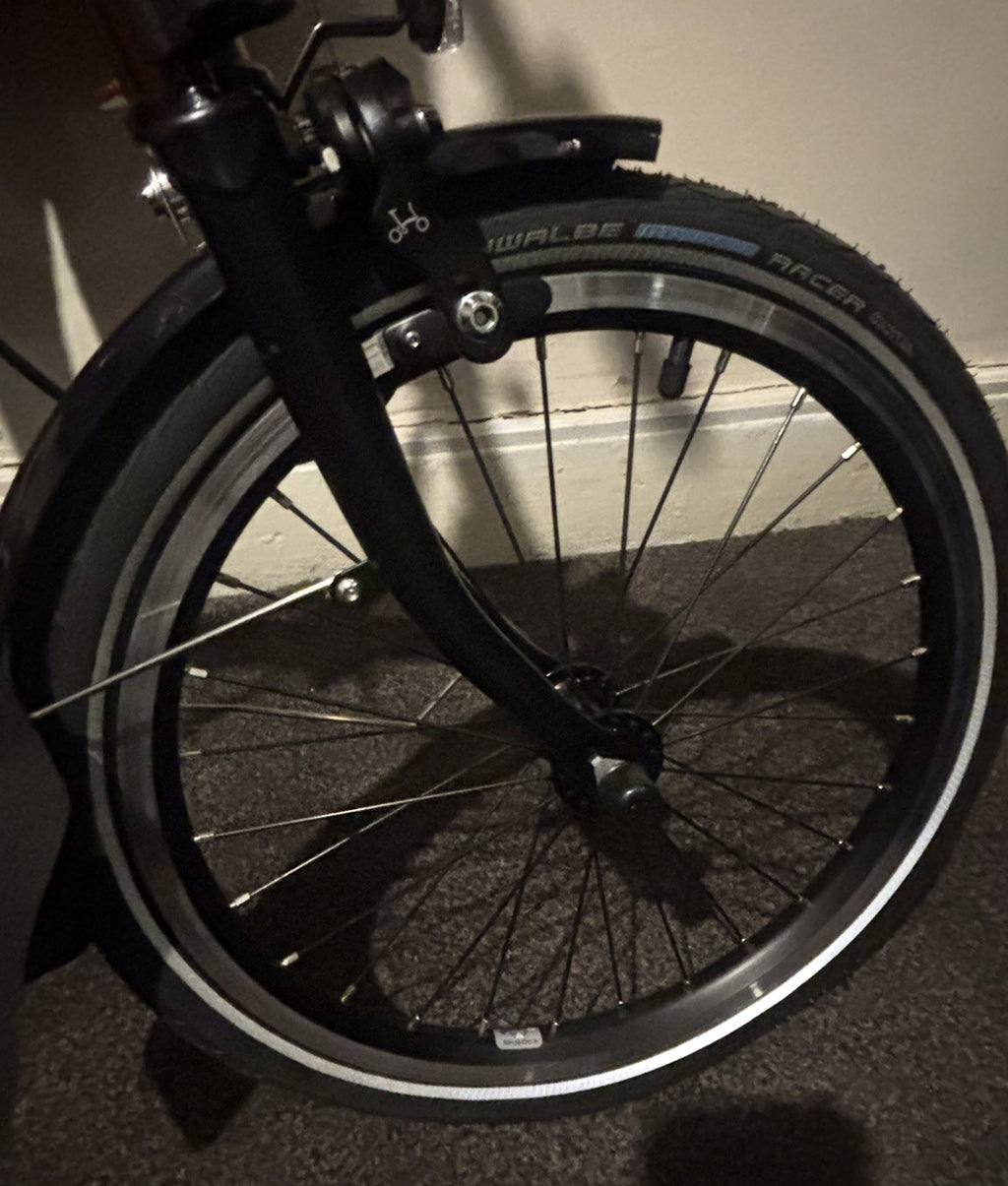 2024 Brompton C Line Flame Red Lacquer low bar 6 speed. ridden less than 5 miles