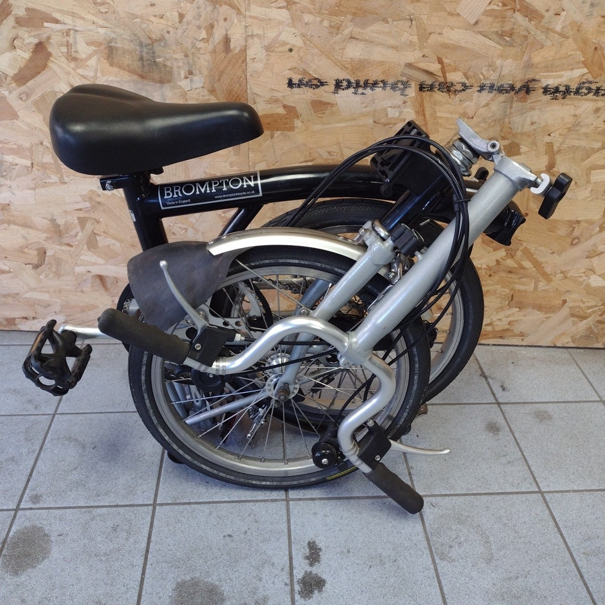 Brompton M6L 2007 Folding Bike Black Serviced Ready To Ride Six-Speed Hub Gear
