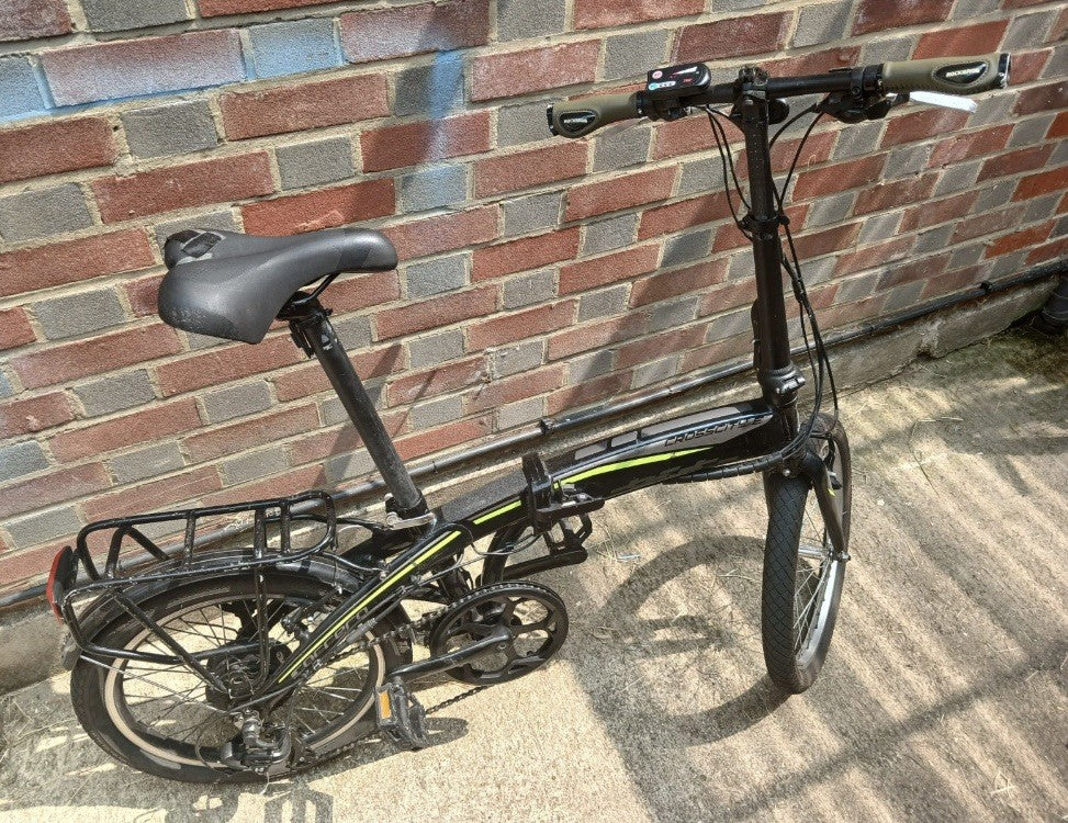 Carrera Crosscity 20in Folding Bike