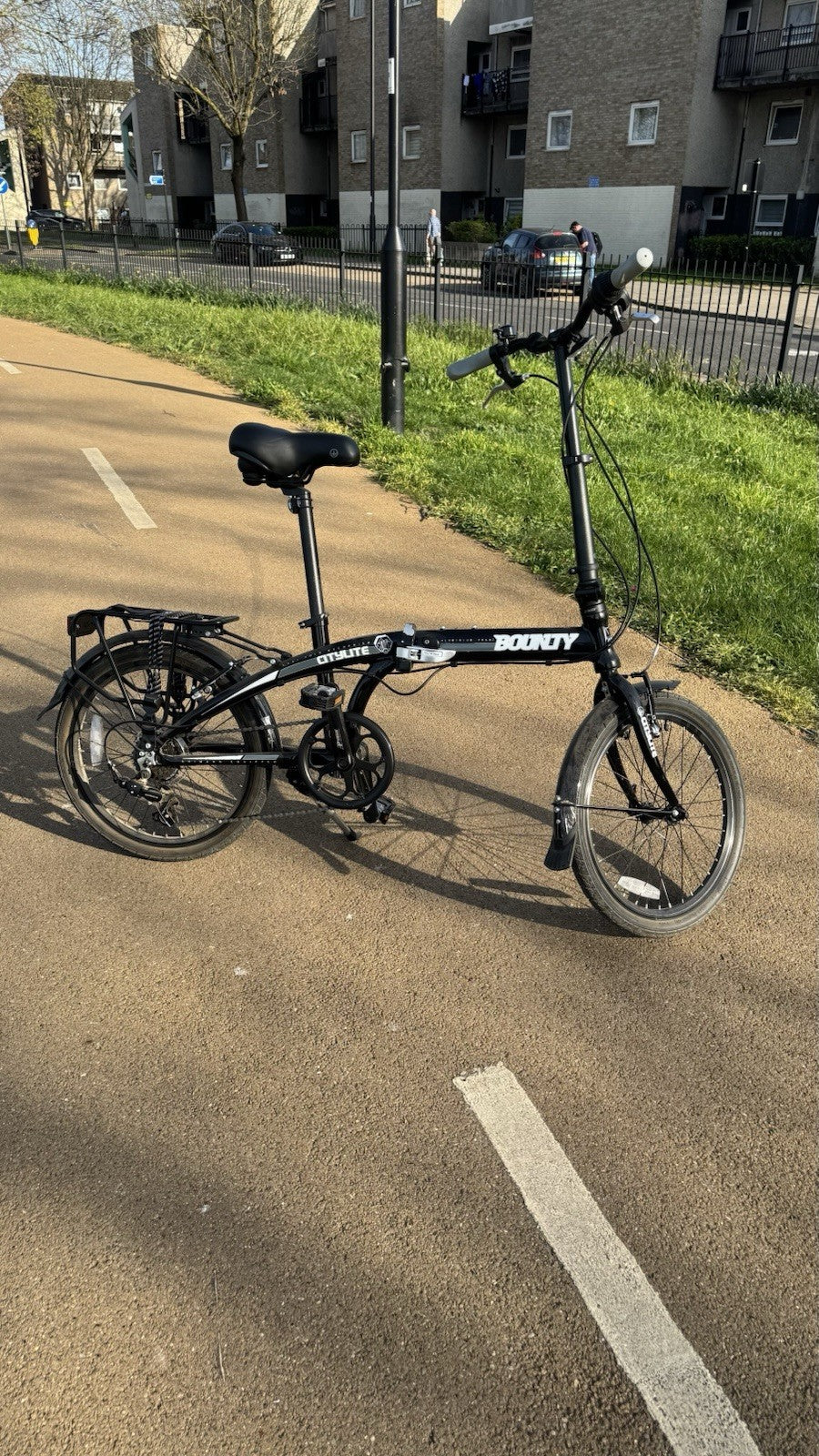 City Foldable Bounty Bike 20 Wheels 6 Speed Shimano Gears Revo Shift