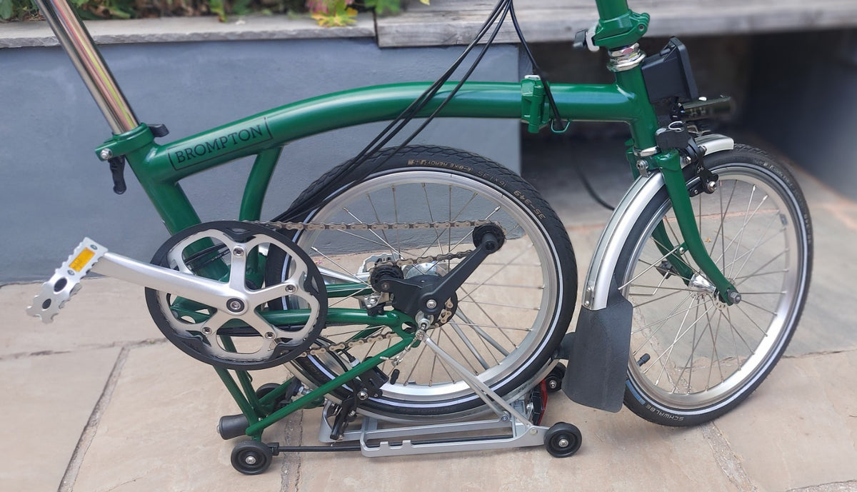 Brompton M6R C Line British Racing Green Excellent Cond less than 90 miles