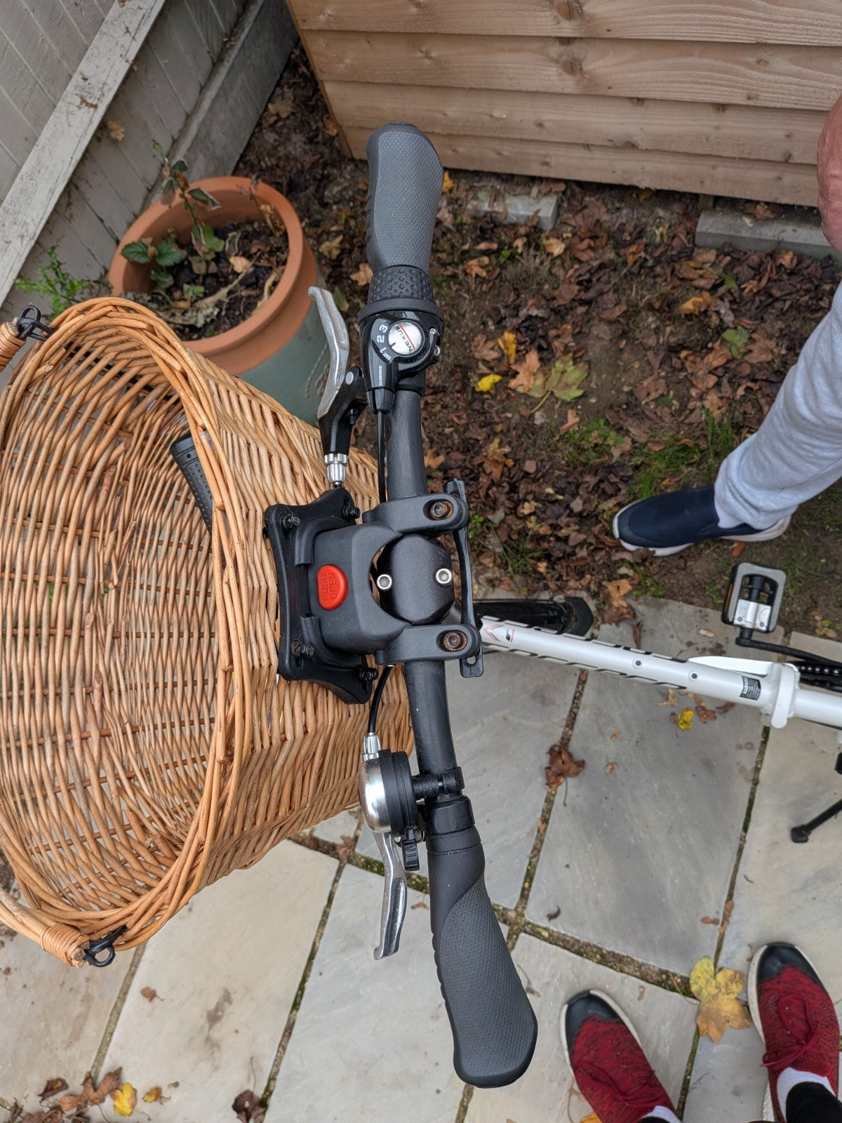 Carrera Foldable White Bike