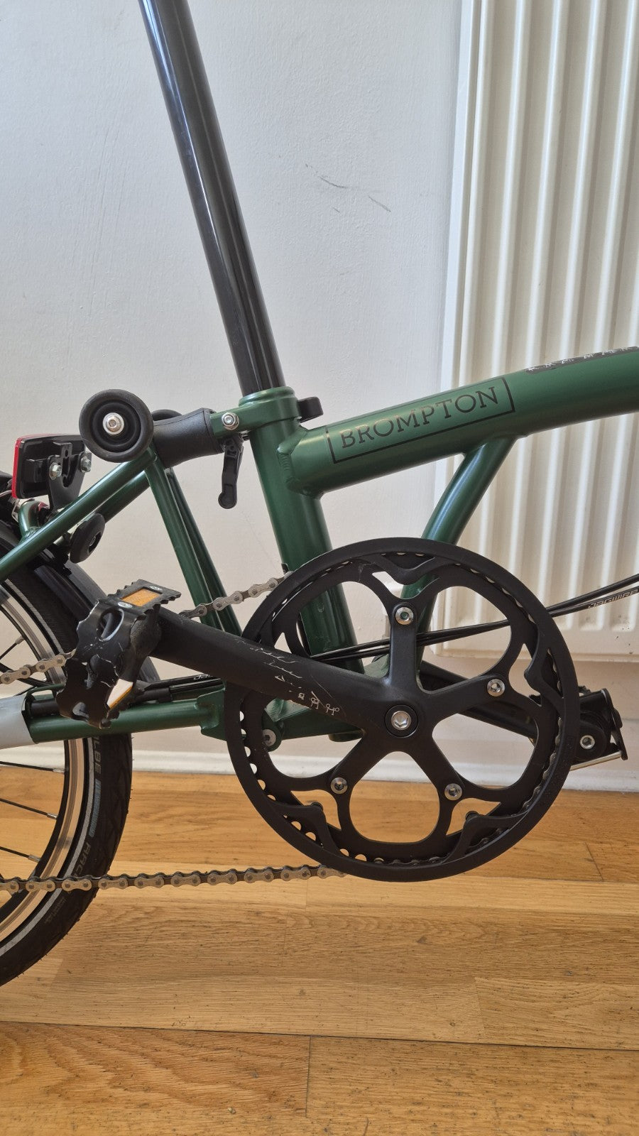 Brompton C Line Urban 2 Speed Folding Bike Racing Green – Mid Bar - Bag Included