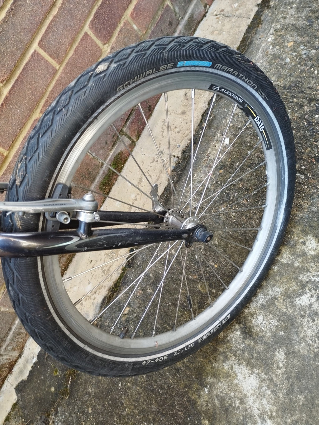 Dahon Helios XL Rare Aluminium Frame, Folding bicycle. Shimano Nexus 7 speed hub