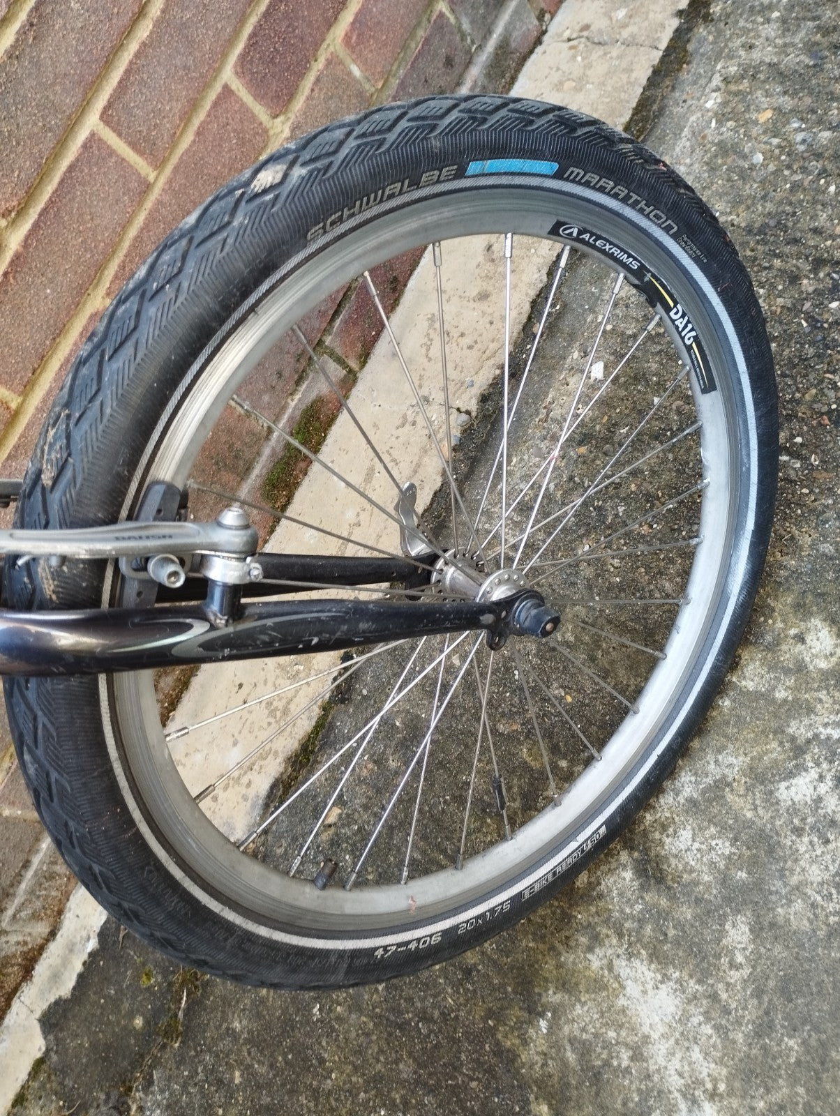 Dahon Helios XL Rare Aluminium Frame, Folding bicycle. Shimano Nexus 7 speed hub