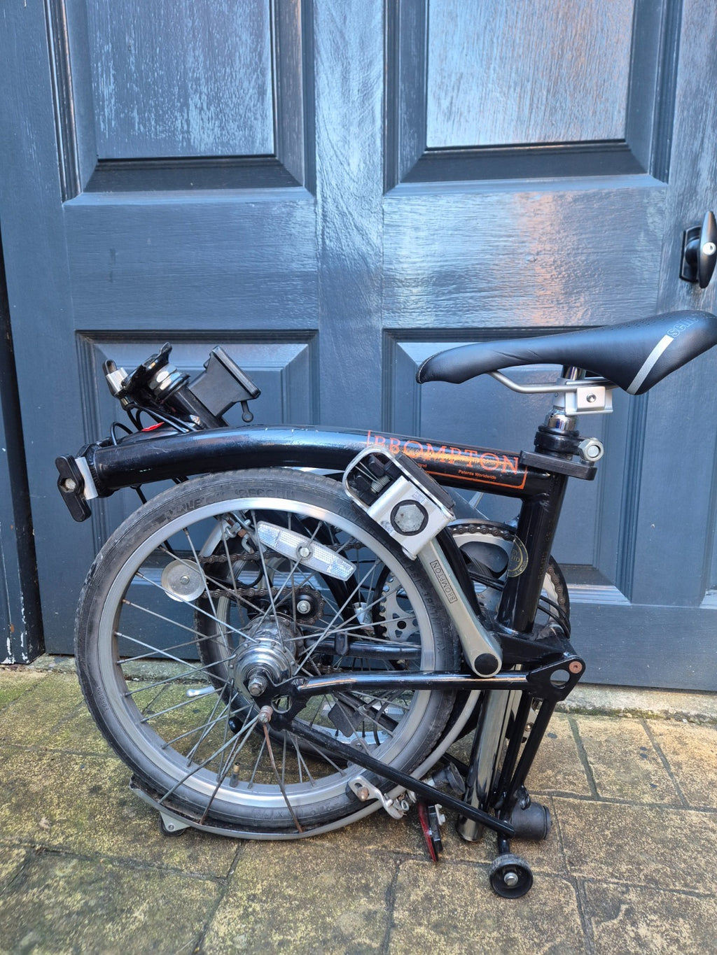 Brompton folding bike M5L in black, good condition.