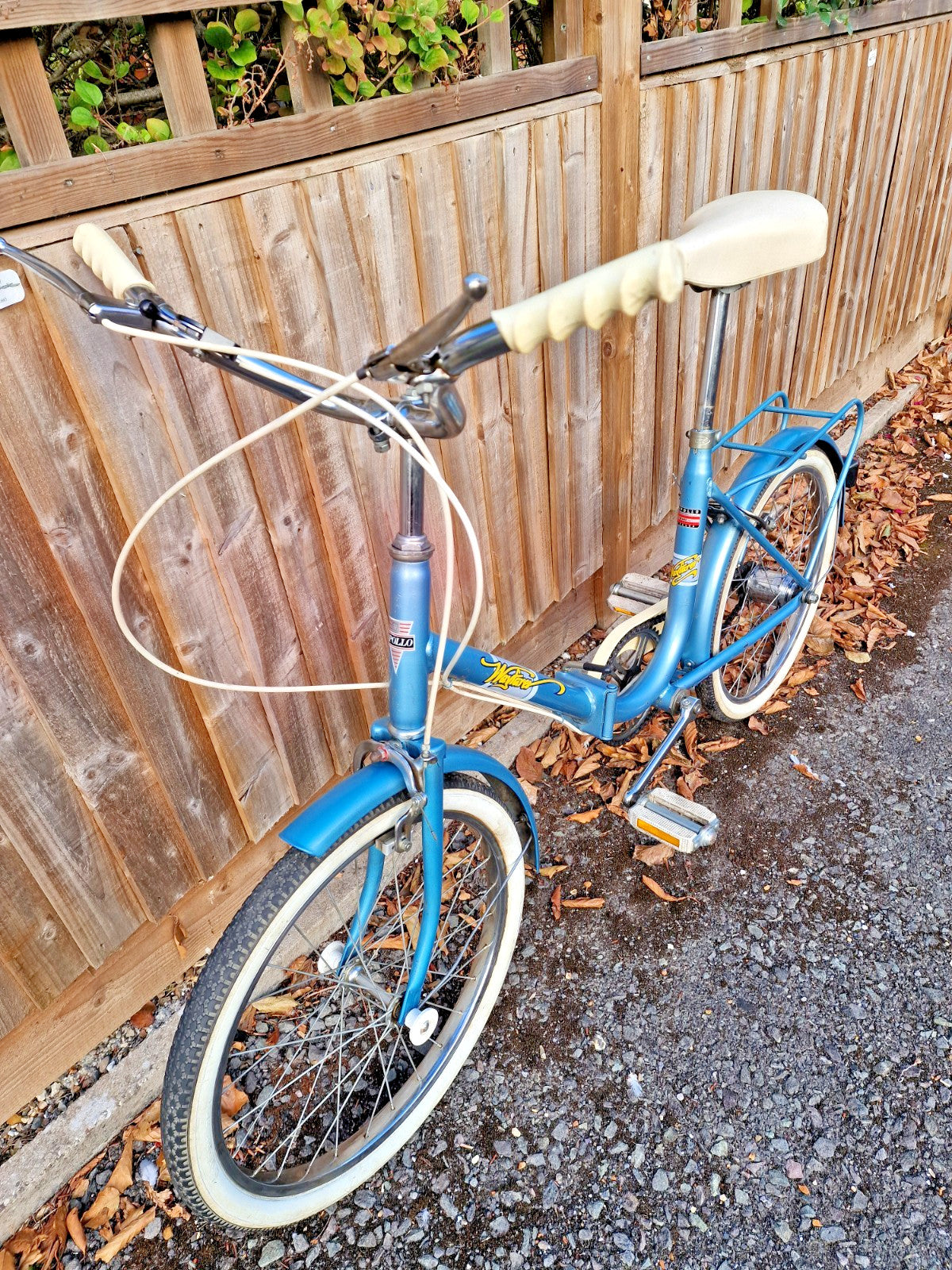 vintage APOLLO WAYFARER  3 Vintage Folding BLUE Bike,3 speed 20’ wheels,PRISTINE