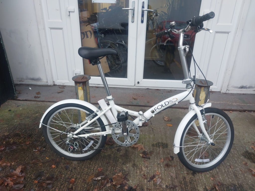 BRAND NEW SAXON FOLD UP BIKE 20 INCH WHEELS