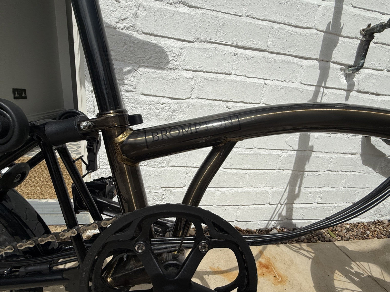 Brompton C Line Electric (M6L) Black Edition - Black Lacquer