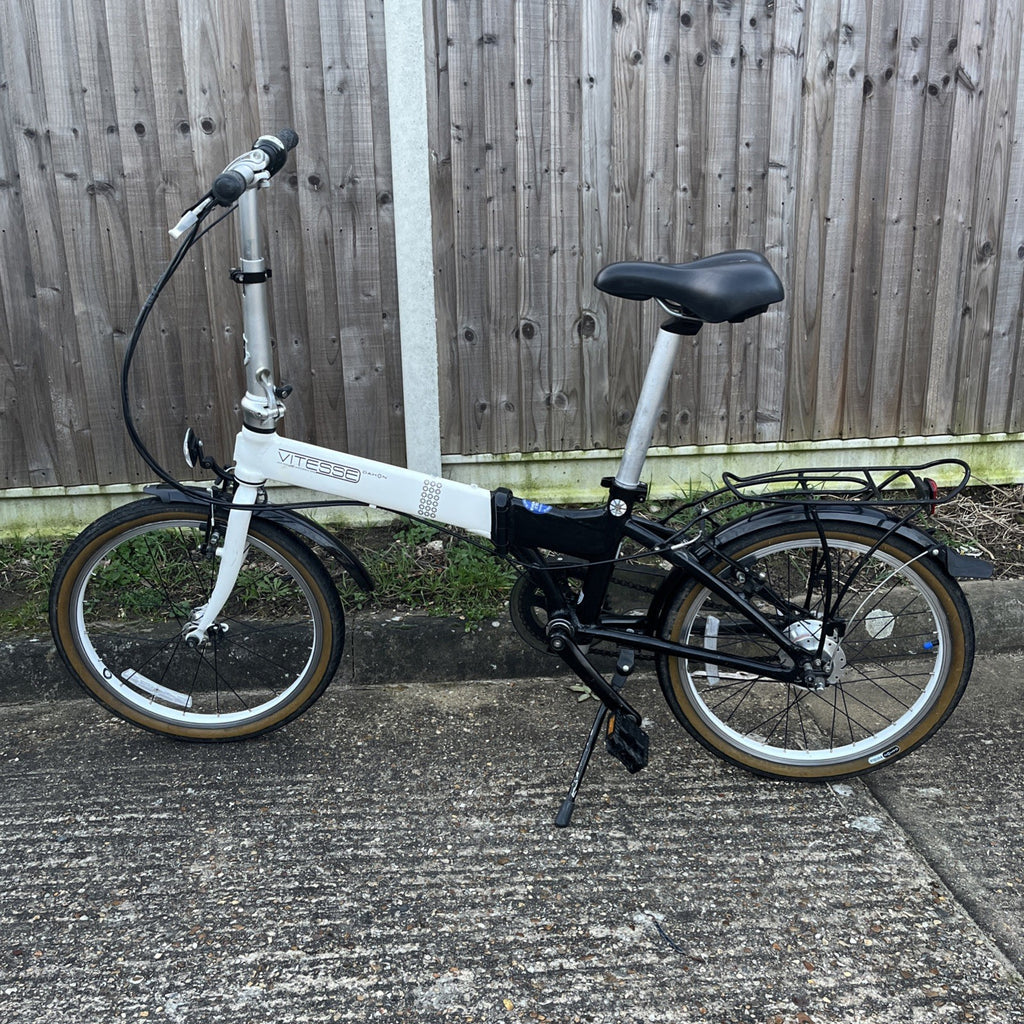 Dahon Vitesse Aluminium Folding Bicycle  7 Speed HUB Gears Bike