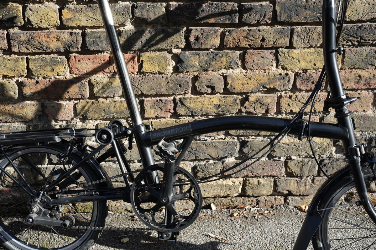 M6L Black Edition brompton folding bike with rack