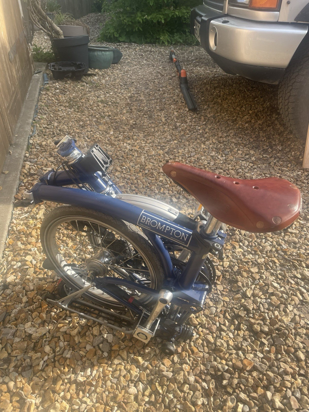 Brompton M6L - Great Condition - Very Little Use - Brooks Saddle