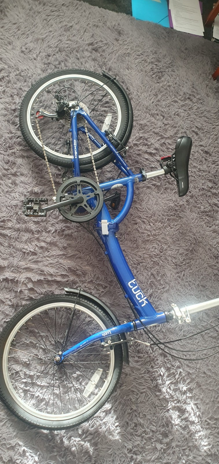 Apollo Tuck 20'' Lightweight Folding Bike 6 Speed