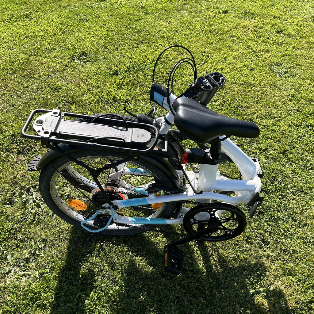 BTwin Tilt 500 lightweight aluminium Folding Bike – White – Great Condition