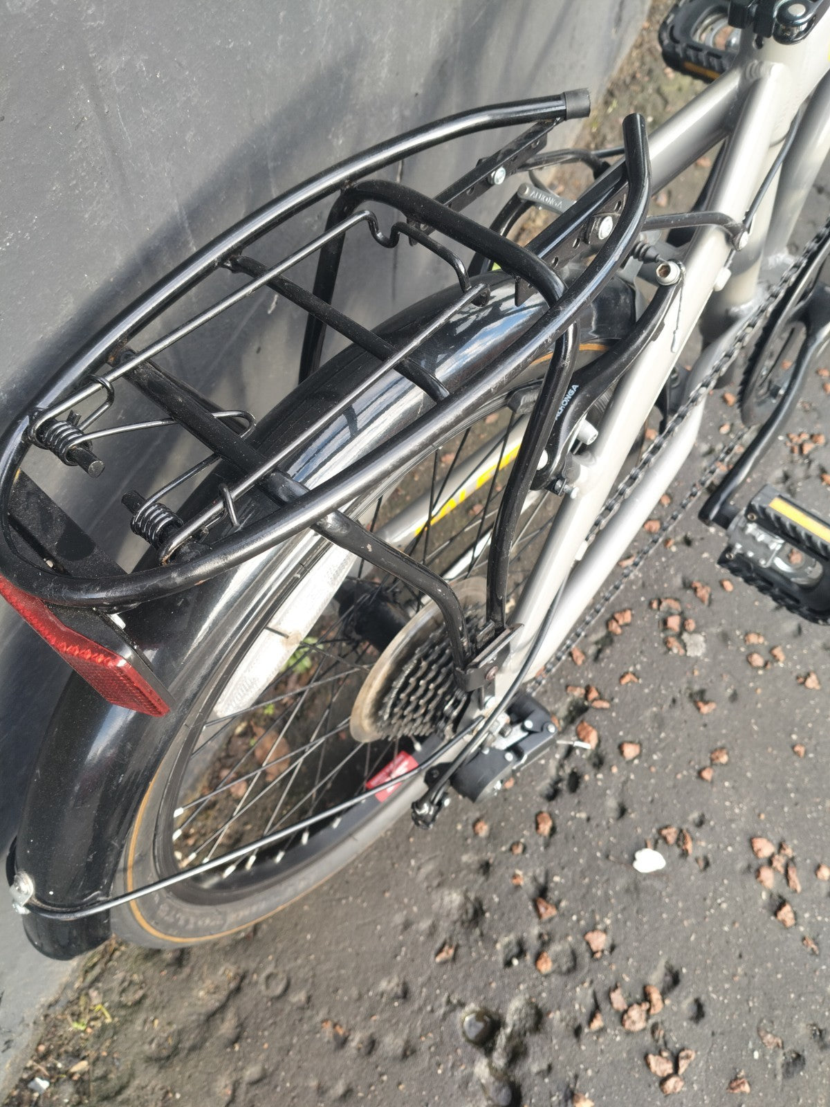 Raleigh Evo Two Folding Bike Aluminium FullyAdjustable Handlebars Seat Great Con