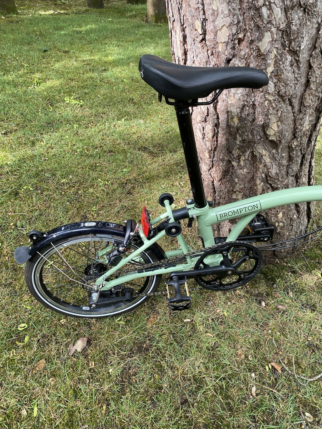 Brompton C-line 6-speed in Matcha Green (discontinued)