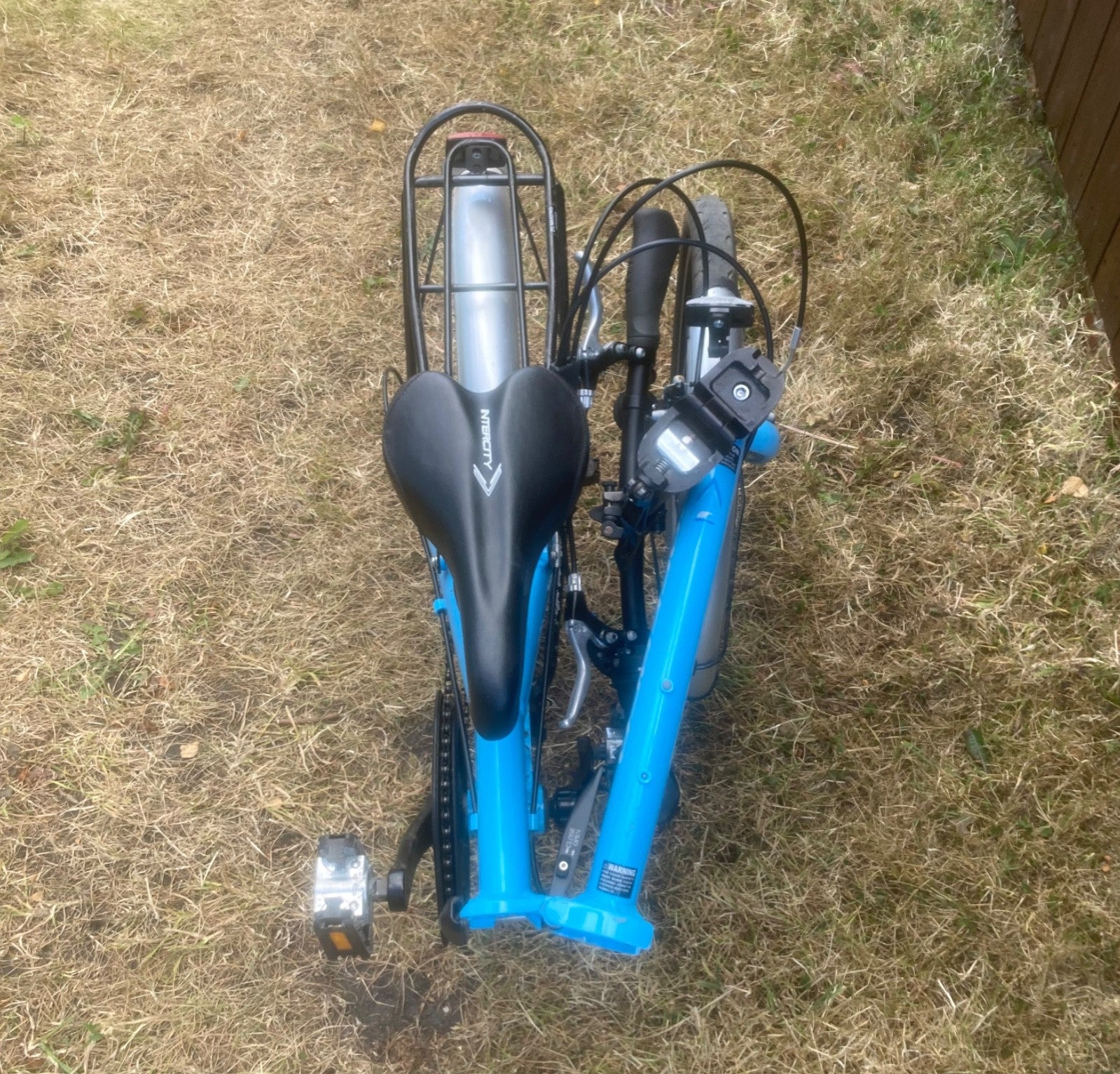 Carrera Intercity Folding Bike 7-Speed