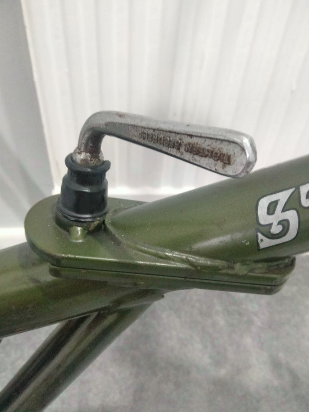 raleigh stowaway folding bike