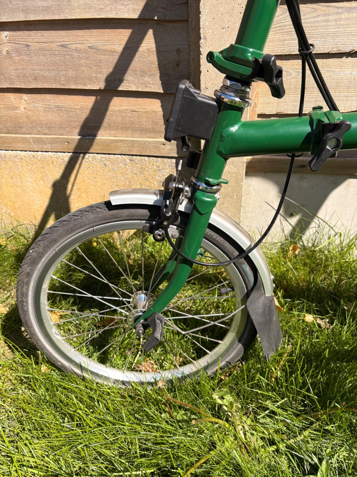 Brompton S2L Folding Bike - 2 Speed - Racing Green - 2019