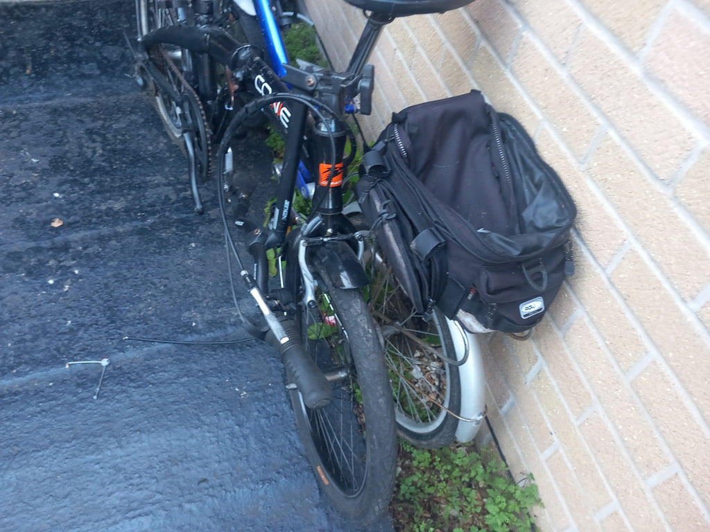pair of folding bikes spares or repairs