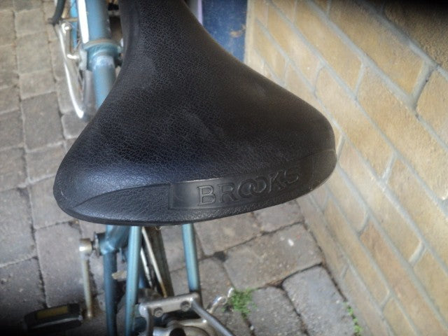 RARE Dawes Vintage Folding 3 SPEED Bicycle WITH BROOKS SADDLE in need of TLC.