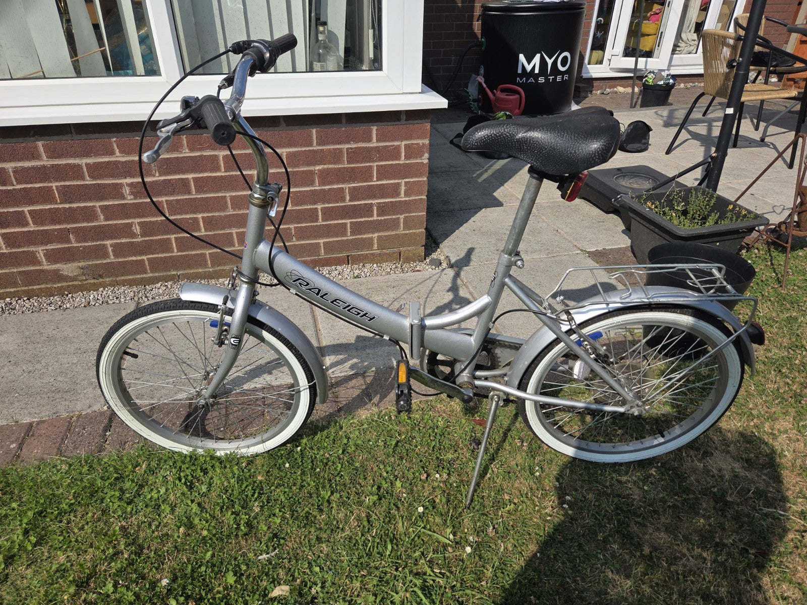 Raleigh Compact Vintage Folding Bike Bicycle Retro Cream White