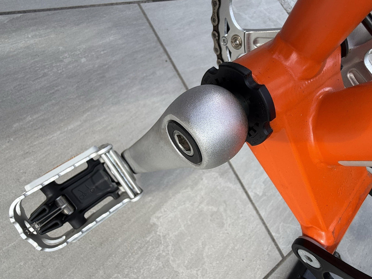 Brompton H6L Folding Bike Orange 16in Mudguards Reflectors Carry/Transport Bag