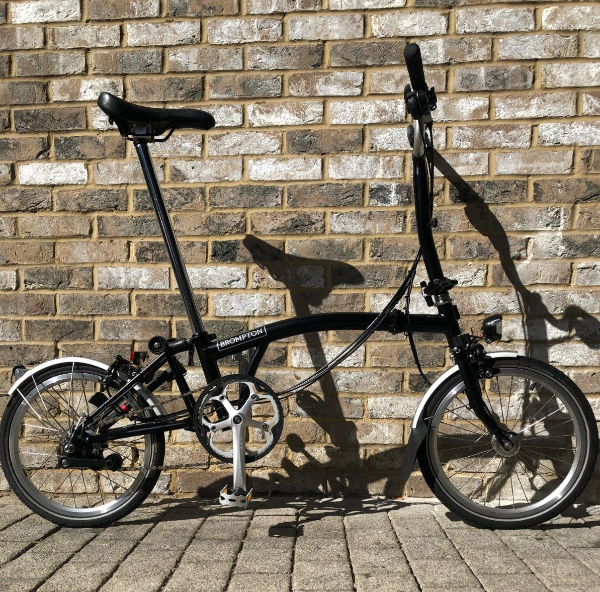 Brompton Black M6L (C Line 6 Speed) with Dynamo - WORLDWIDE SHIPPING