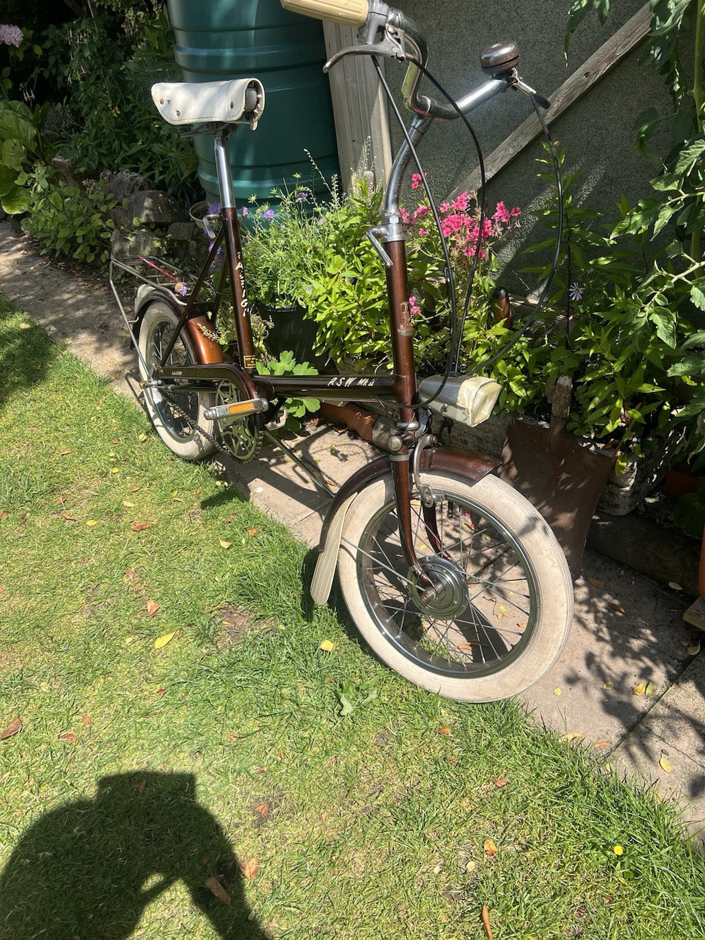 Raleigh RSW Mk 2 Folding Bike 16in Brown/White, Mudguards & Bell (1968)